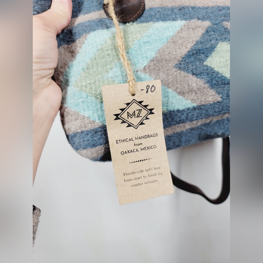 MZ Handcrafted Wool Tote Bag - Blue and Brown - Picture 2 of 4